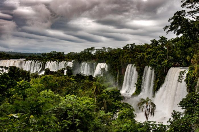 Argentina & Chile - Iguazu Falls - Bellingham Safaris - Luxury Tours